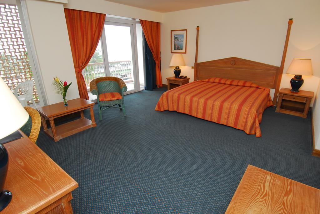 Hotel La Bateliere Шелшер Екстериор снимка